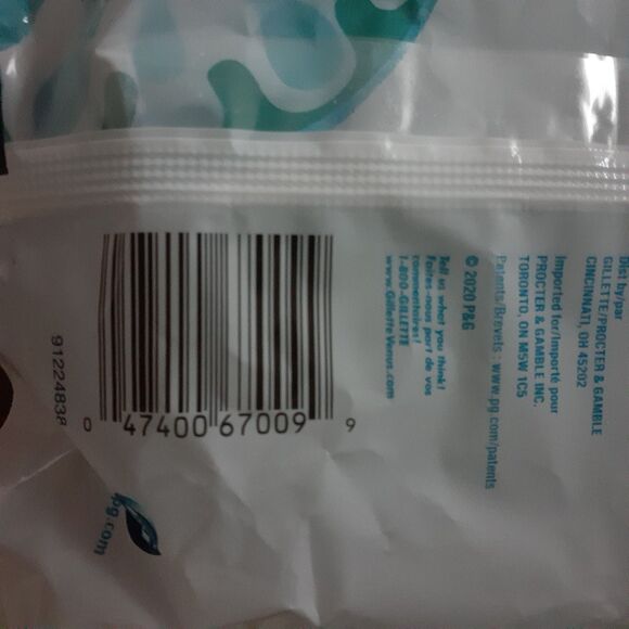 (2) Gillette Simply Venus Disposable Razors - 9 Per Pack (18 Total) 2 Blades NEW - Picture 4 of 10